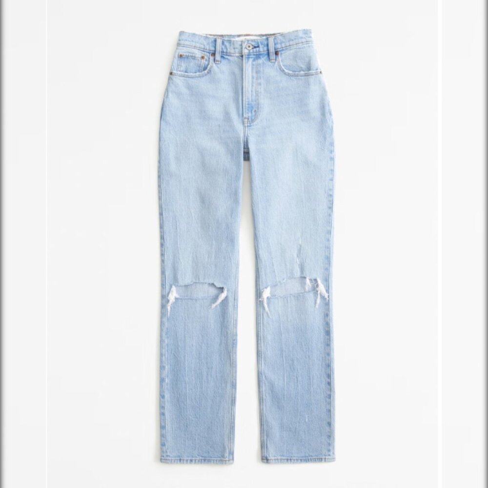 Curve Love Ultra High Rise 90s Straight Jean with Ripped Knees, 31S
